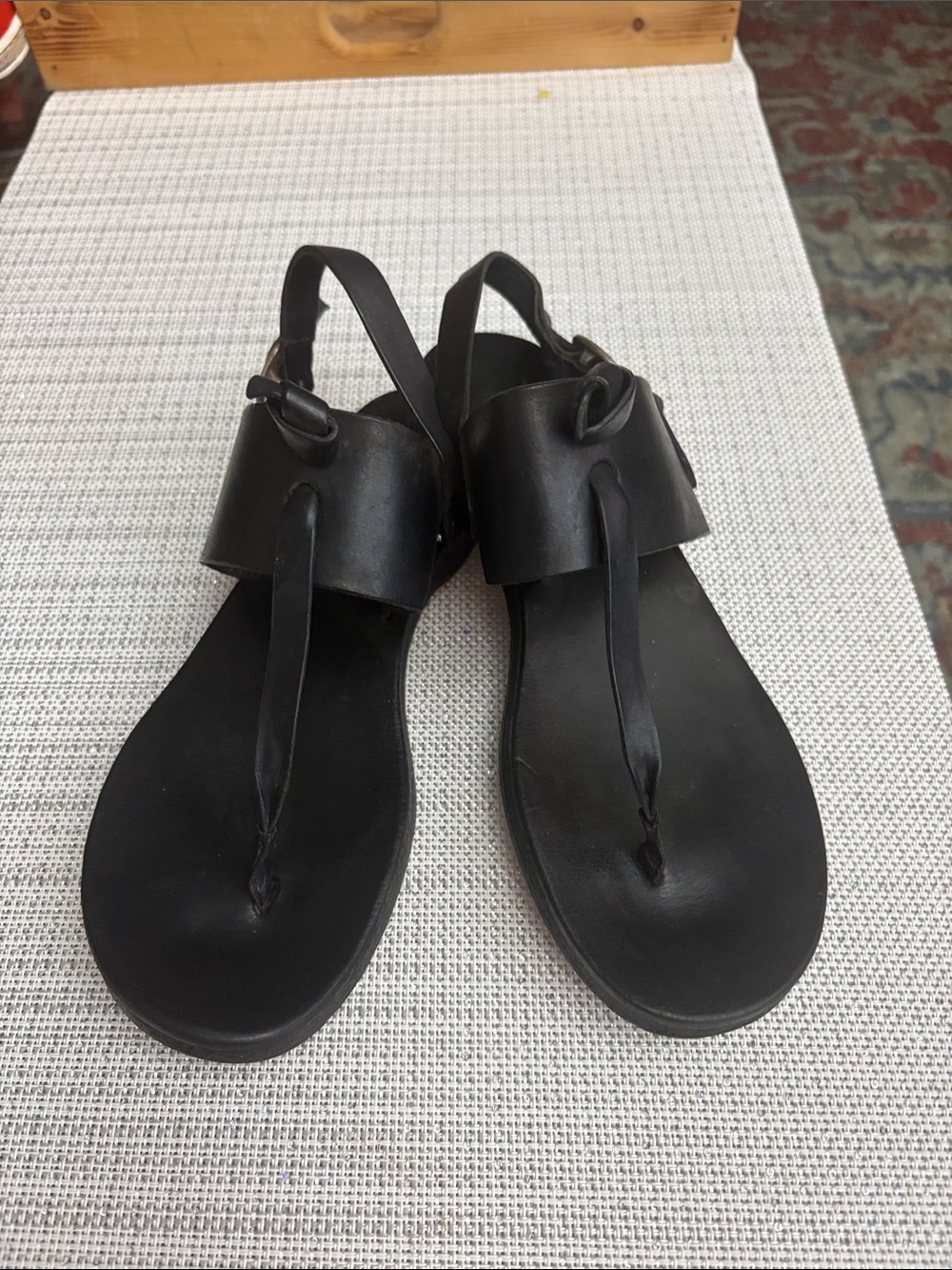 rag & bone Black Leather Thong Sandals with Wide Strap and Ankle Loop SZ. 38EU/8